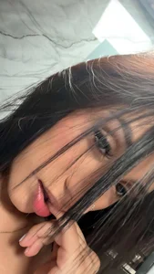 Public de NickiHenao  3 Imagens