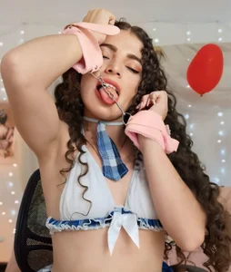 natalie_esmithPublic图片