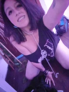 artemisa_adkins Public 사진 2