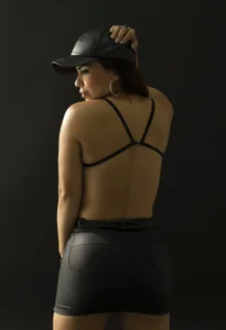 Arianna_Jones1 LOOK AT MY BODY Gambar