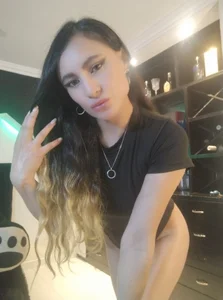 Coral_Gibson Kiss love Foto 3