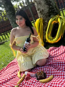 MiaaFarrel 🧺🍓✨ THIS WAS MY SPECIAL 100K PICNIC PHOTOSHOOT! 🎉💖 Thank you for being part of this beautiful jo зображення
