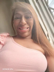Zaphira_Big_Clit Gratis Immagine  4