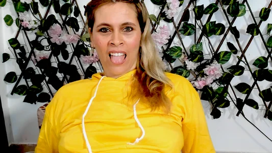 samanthaExsotic pretty face beautiful eyes Pic