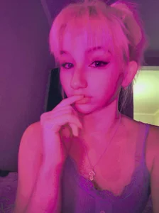 OliviaBerends's XXX Nude Photo 2