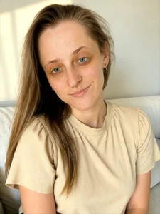 LeaWetGirl Public Pic 2