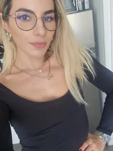 Goddess-Anne Get to know me a bit more ☺️ Pic