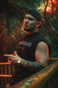 more de GideonCartie  Imagens