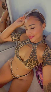 GiuliaCash 🐆 Foto 8