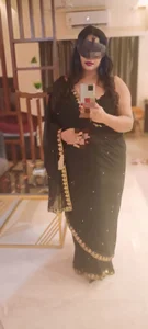 Sassy-Riddhi Me Bilde