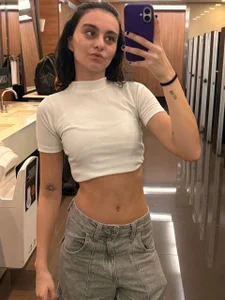 JeaniceCaronna: Public ( 5 фото)