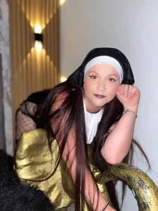 miranda_vegaa THE NUN ✝️ Bilde 2