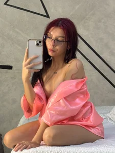 CleoWhite sexy me on pinky Billede 3