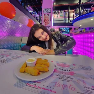 Lana_del_rey_ Public 사진 2