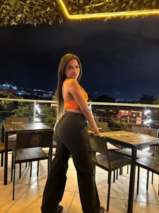 DeniseMoca Elegant woman Bilde 5