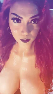 QueenTsRein Public Pic 2