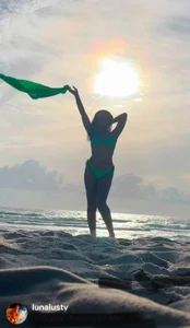 DominaLunaLusty Public Foto 7