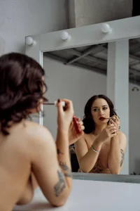 sasha_strip Public Immagine  2