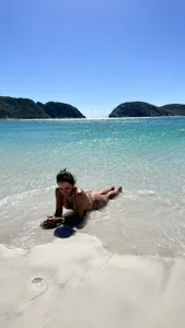 Amorsinfiltros1210 me gusta la playa y hacer yoga, puedo hacerlo desnuda para ti slika 4