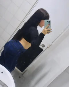 ana_white_ob Public Pic 2
