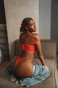 💋 A little temptation for you de parisfox_ebony  Imagens