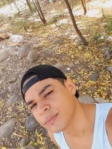 edy_play Cute boy Pic 4