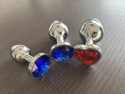 Zdjęcia aarosteev2 new butt plugs: 