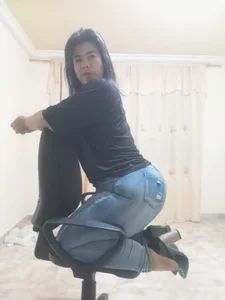 cinderella_jacksonのReady to enter your door 🖤の 9枚の写真