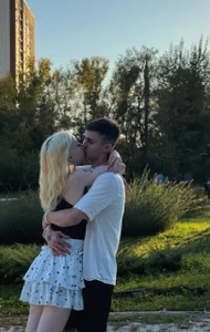 NeonDuo_ love  3 снимка