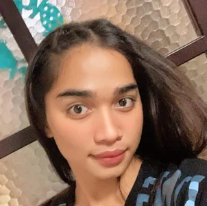 SuperHoTS_Yumi Public Immagine 