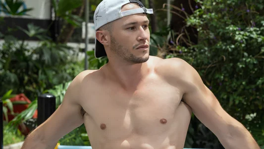 AxelFairchaild Outdoor portrait Pic 5