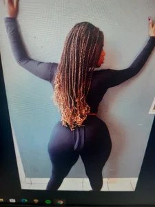 Luciouslips00 Public Pic 4