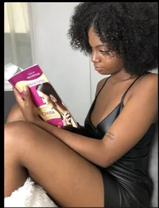 EMMA_JONHES 🤎🤤🤤🤤 Pic