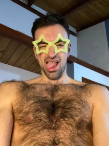 HairybutHorny Five Star Look  снимка