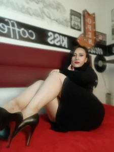 Scarlett_14_ kullanıcısının YOUR DOMINANT albümü -  2 fotoğraf