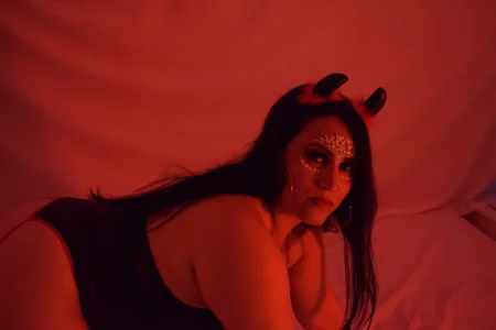 haileystone: halloween ( 9 фото)