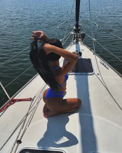 DeniseDevilles Public Poză 3