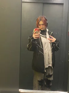 LunaMacky: Public ( 2 фото)