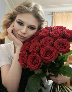 Public od Ivy_Allen  4 snímek