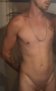 Simonshakeloveass Public Poză 6
