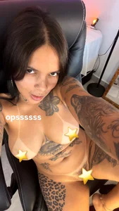 polyanaflores_ Public Pic