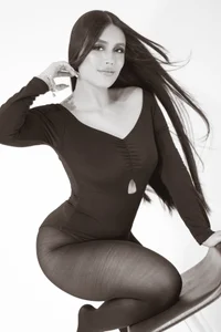 JadeEvansX Black & Shine Bilde 4