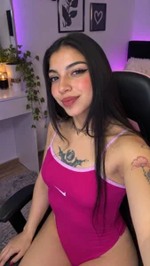 Naturally sexy! od MichelleStarX  4 snímek