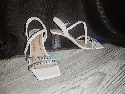 JasmineMilko Miss Jasmine's shoes Hình