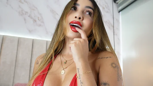 Annyy_Rosse What is your favorite part of my face? Pic 4