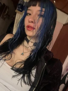 misa_goth Public - {count, plural, one {תמונה אחת} two {שתי תמונות} many {# תמונות} other {# תמונות}}