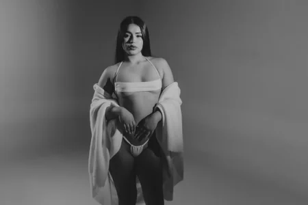 AvaScott_ Public Hình 5