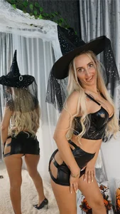 Witch, please… I'm the whole spell. 🔮💋 od IsabelleEthan  9 snímek