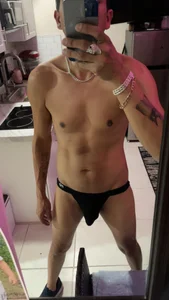 sexy_mexi69 just me Pic 5