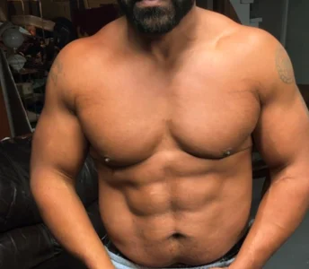StrongP1738: Public ( 9 фото)